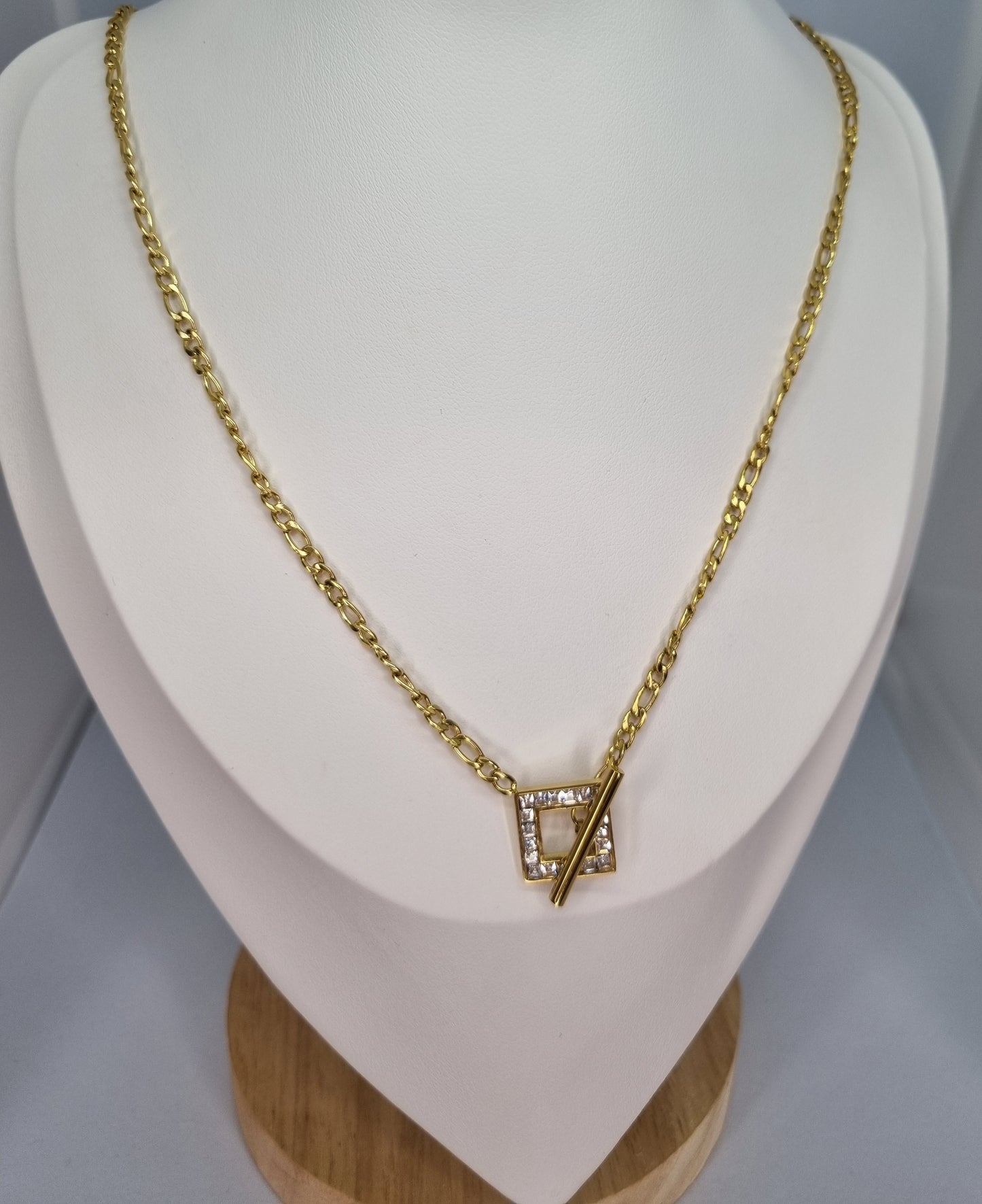 DUNE - Collier maille figaro, motif carré avec oxydes de zirconium