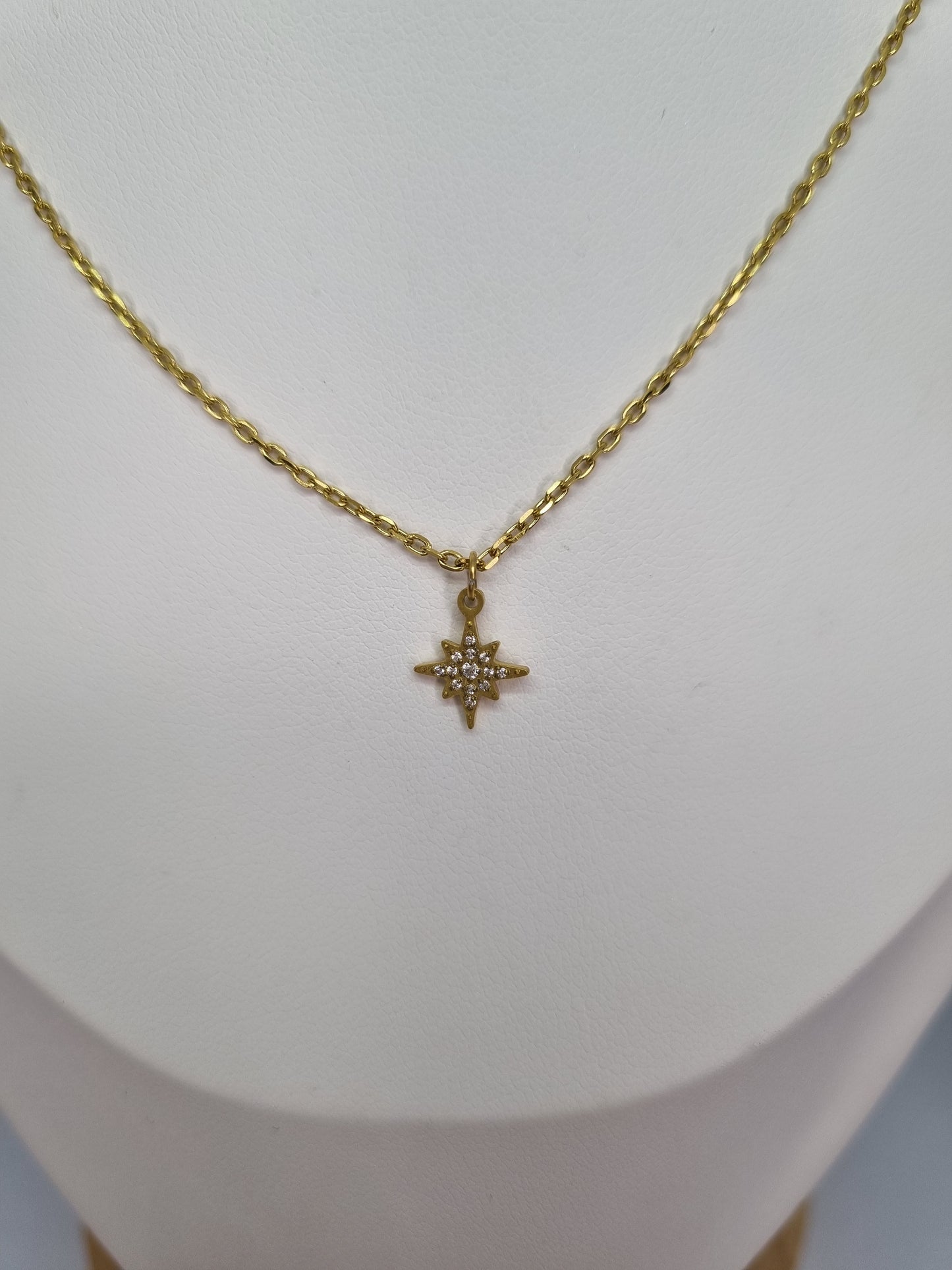 NYMPHE - Collier petit pendentif étoile du nord avec oxydes de zirconium