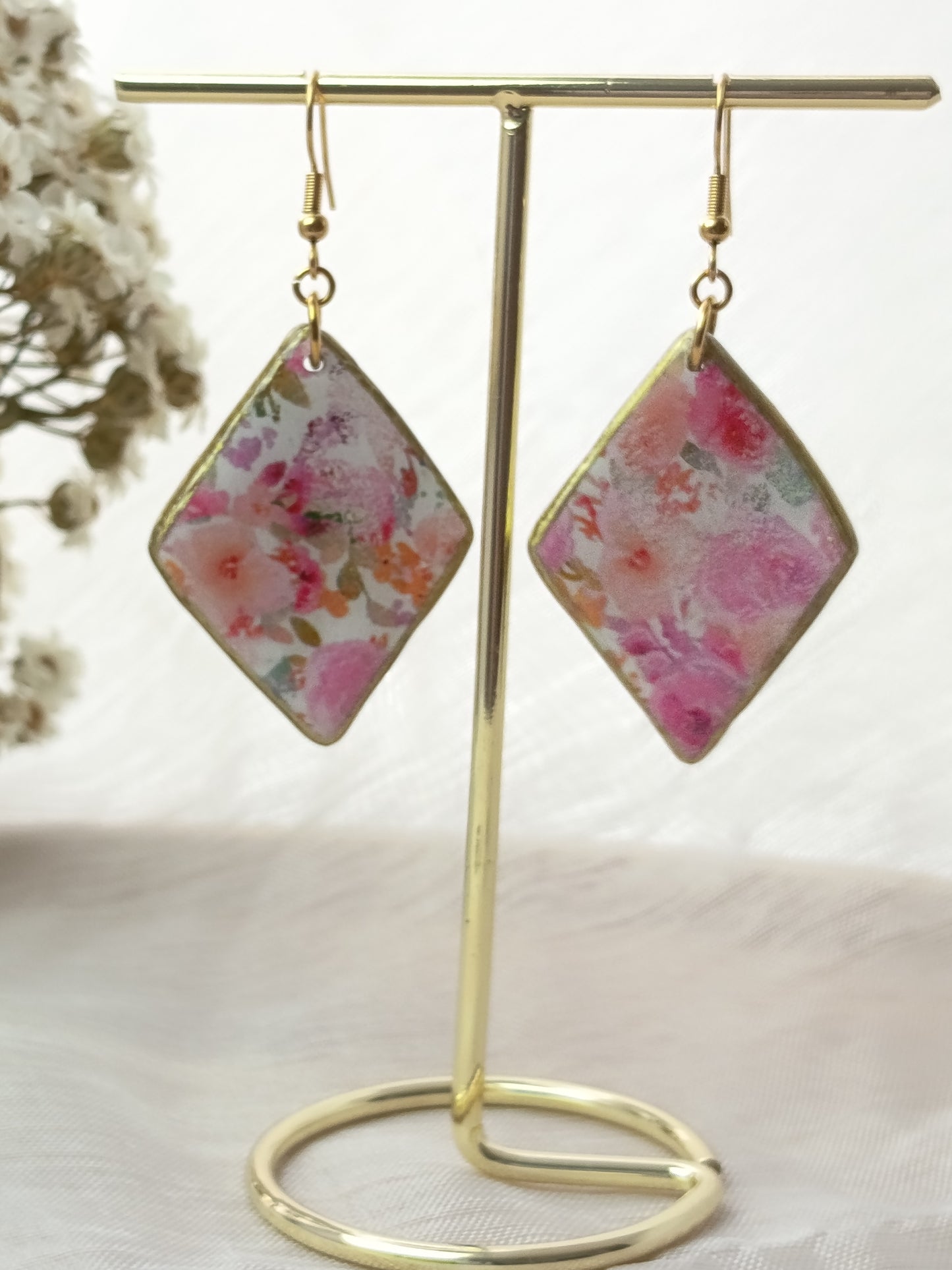 MARGUERITE - Boucle d'oreille en pâte polymère